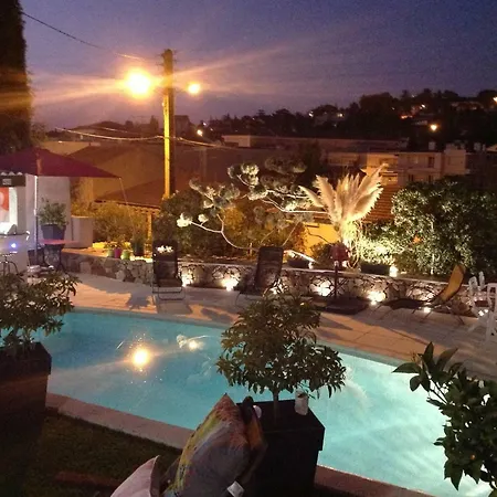 Ferienhaus Chalet Independant Avec Piscine Et Jaccusi Proche Centre Ville *